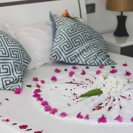 Fiyala Homestay Atoll Addu Extérieur photo