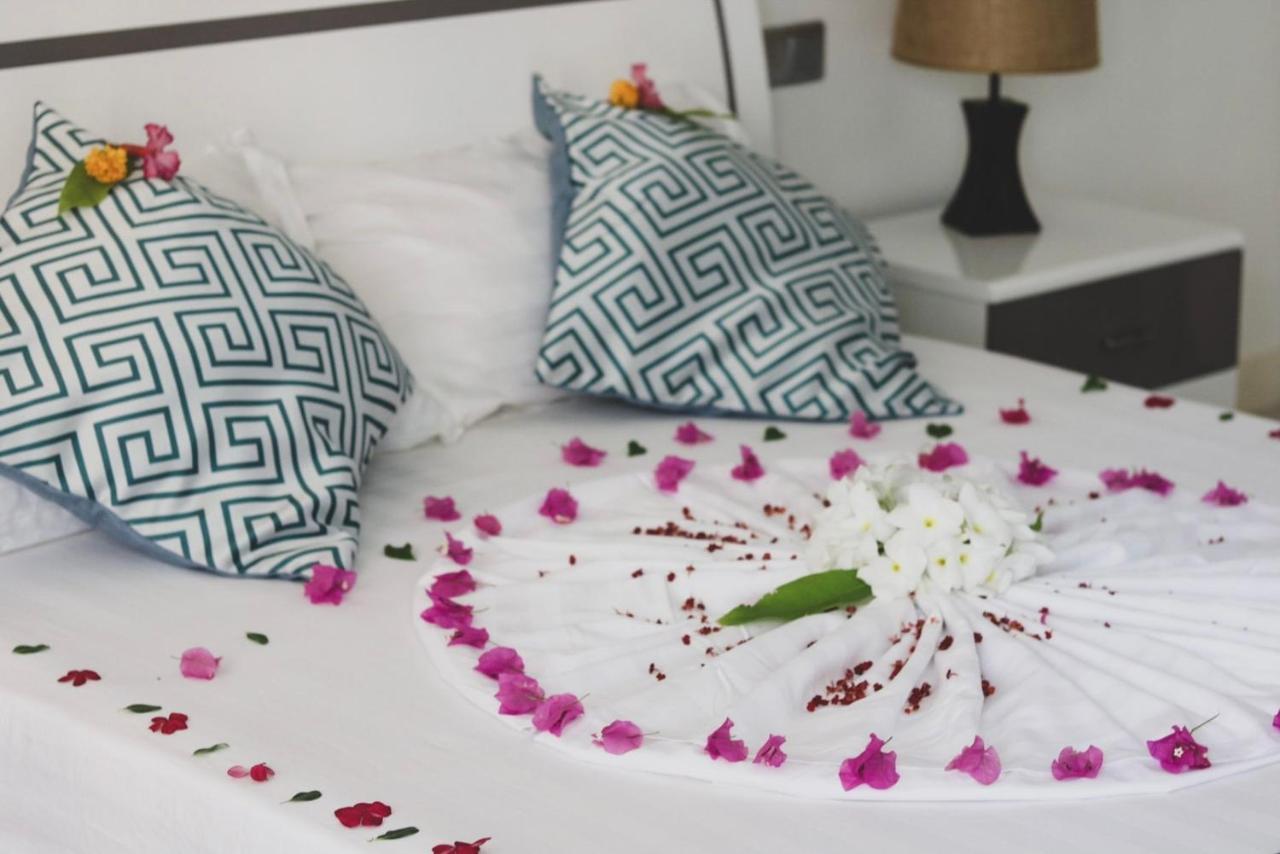 Fiyala Homestay Atoll Addu Extérieur photo