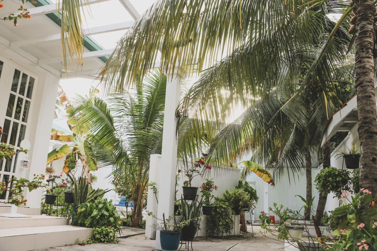 Fiyala Homestay Atoll Addu Extérieur photo